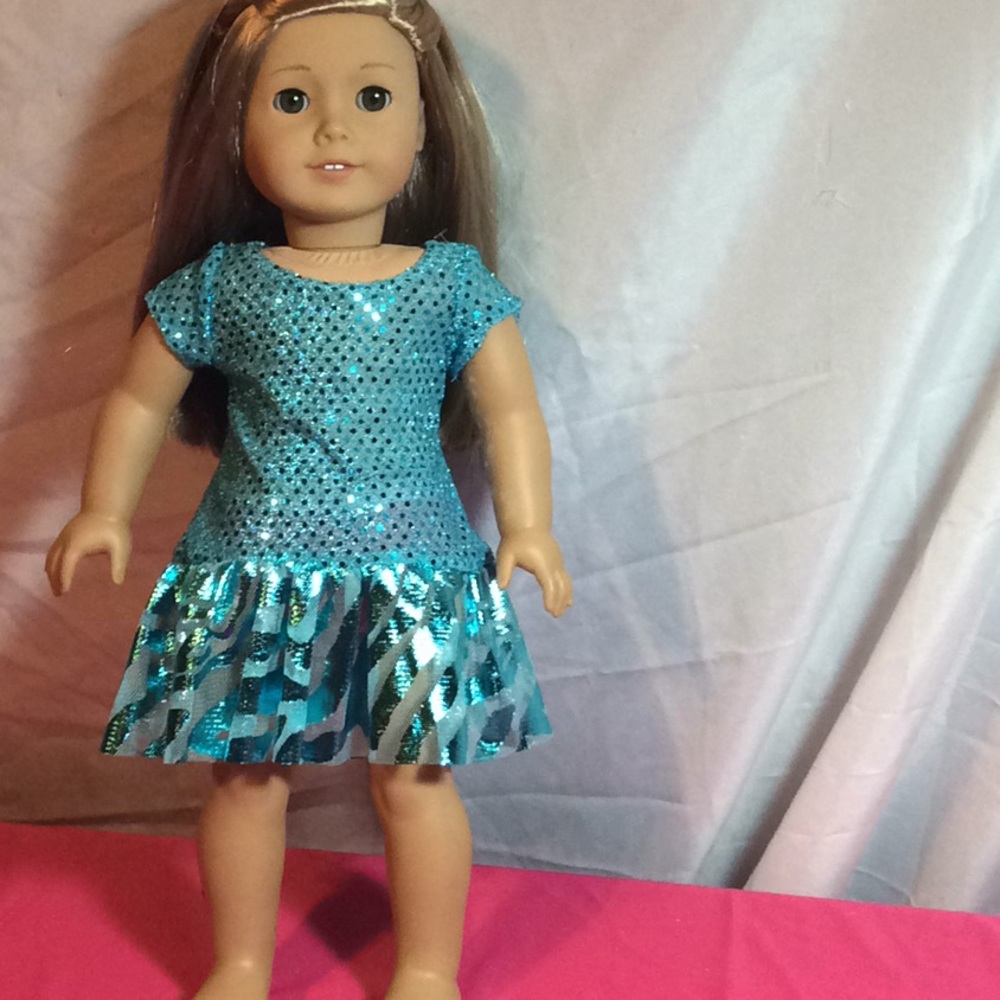 Dress fits American doll or any 18"
